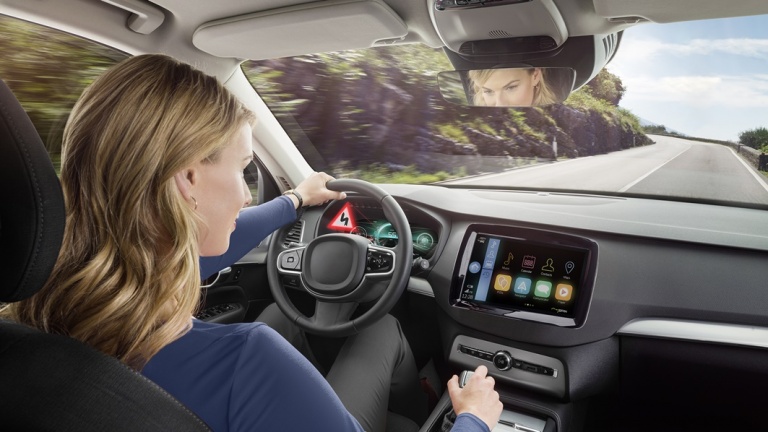 A Bosch 3D kijelzői új dimenziótnyitnak az autózásban