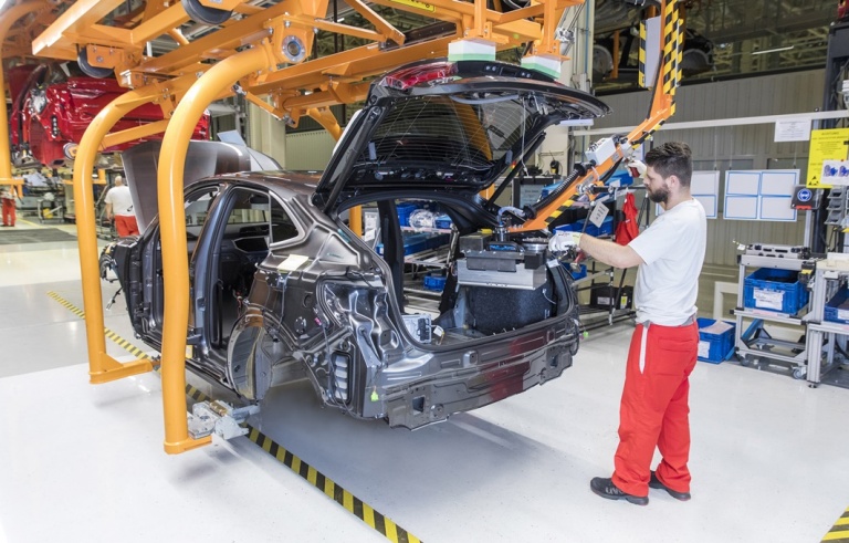 Premier Magyarországon: az Audi Hungaria mild-hibrid modellek sorozatgyártását kezdte meg