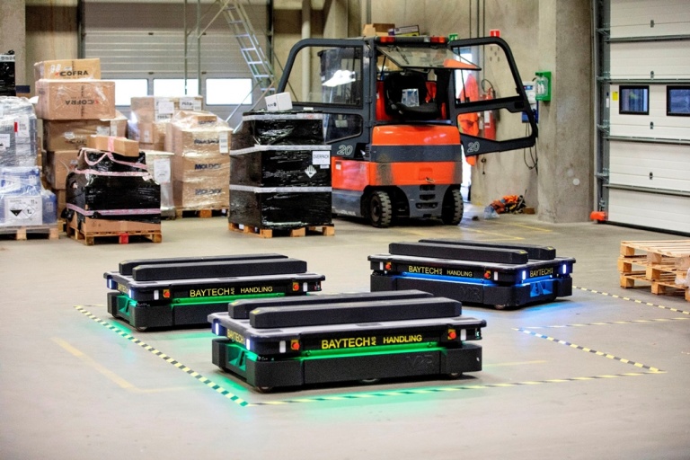 Innovatív raklapszállítás autonóm mobil  robotokkal