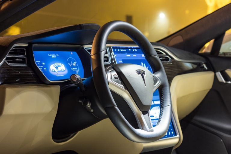 Elektromotorok száraztisztítása a gépjárműiparban