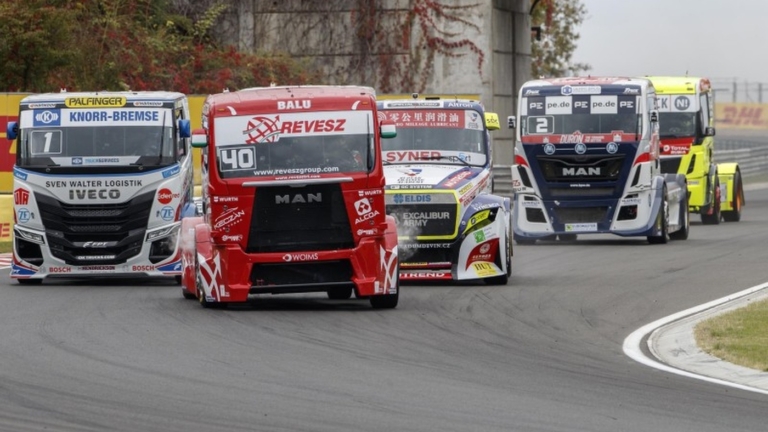 Számított a hazai pálya: Kiss Norbert tarolt, Michelisz előzgetett a Hungaroringen Kamion-Eb és WTCR: 31 versenygép száguldott Goodyear-gumikon Mogyoródon