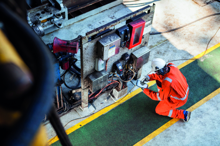 Távoli támogatás – Digitális átalakulás veszélyes területeken