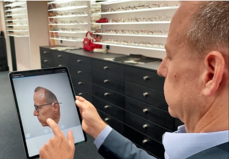 Mintha ráöntötték volna: 3D nyomtatással készülnek a személyre szabott szemüvegkeretek