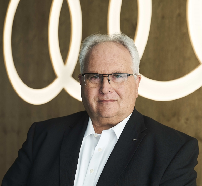 Új ügyvezető igazgató az Audi Hungaria élén: Michael Breme váltja Alfons Dintnert