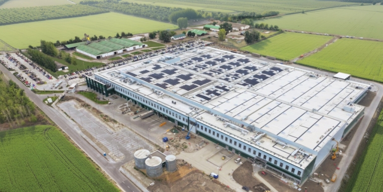A jövő elvárásait is túlszárnyalja a Schneider Electric új üzeme