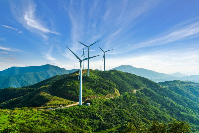 Az energiaátmenetet segítő tanácsadók élvonalában a Schneider Electric
